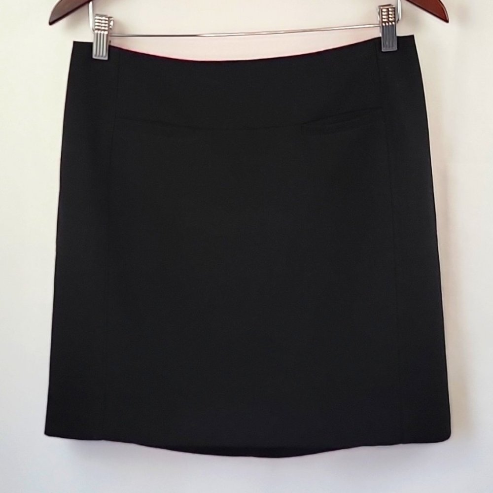 LOFT Classic Suiting Mini Skirt Black Size 4